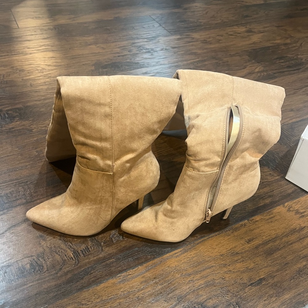 Qupid Tan Heeled Boots